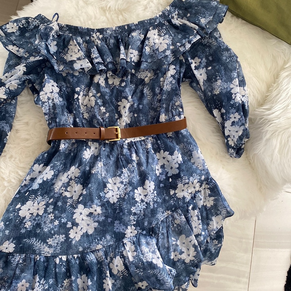 Cutest dress by Michael KORS.